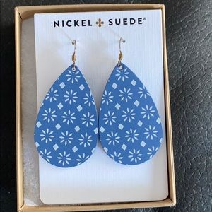 Nickel & Suede EUC Small Sedona Cornflower